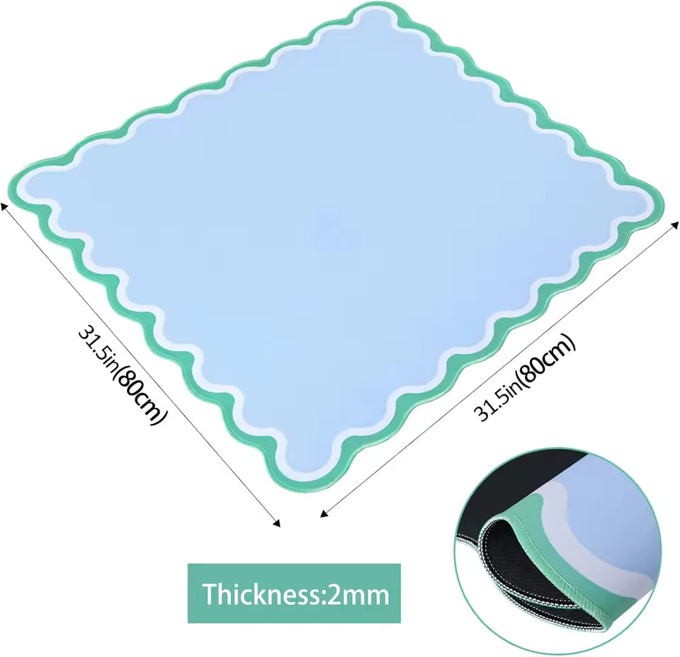 Scalloped Mahjong Table Mat