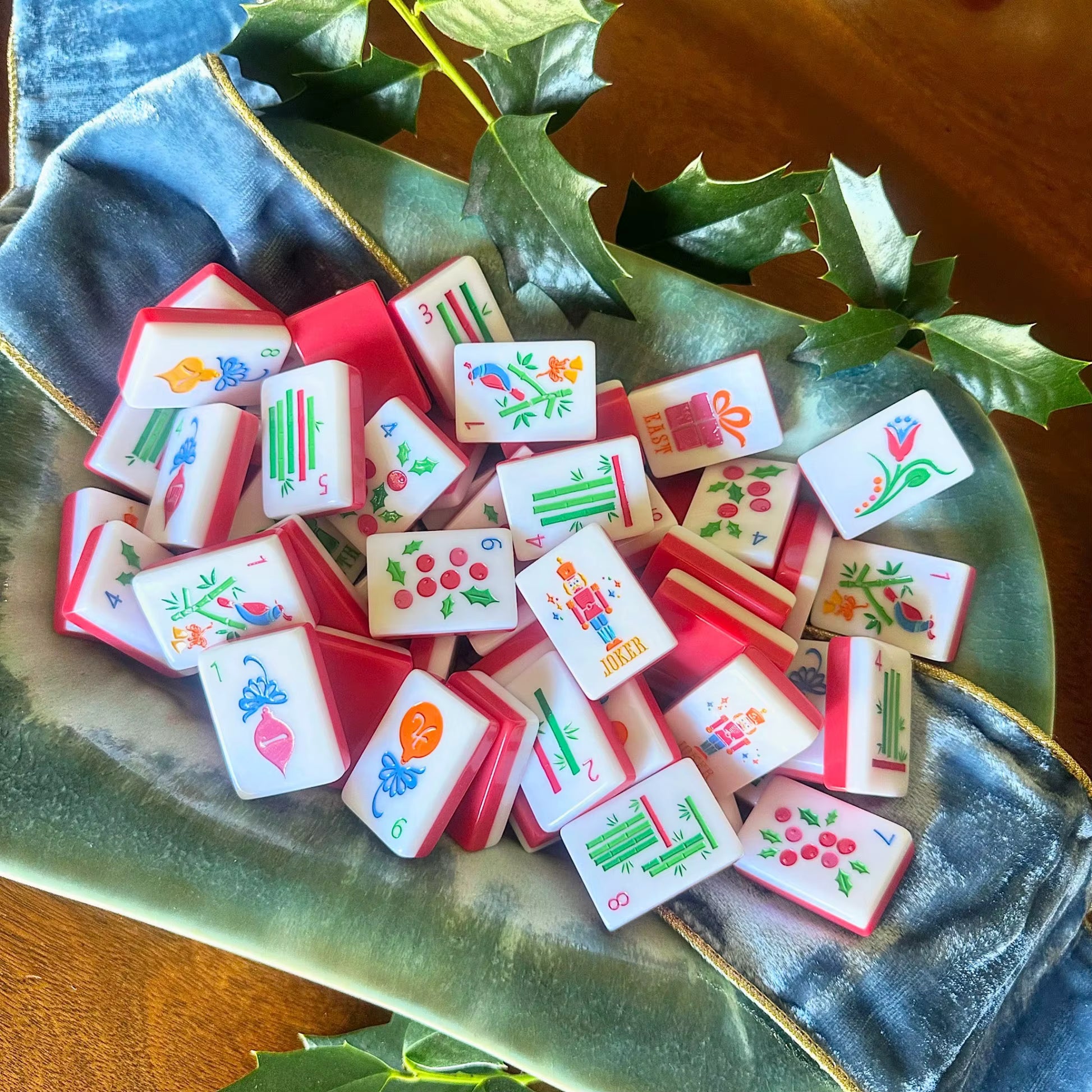 Holly Jolly American Majhjong Tiles
